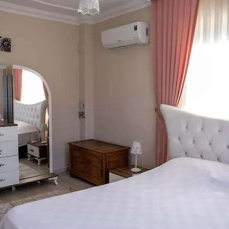 Appartement Sun-Drenched And Bright House With Backyard In Marmaris *